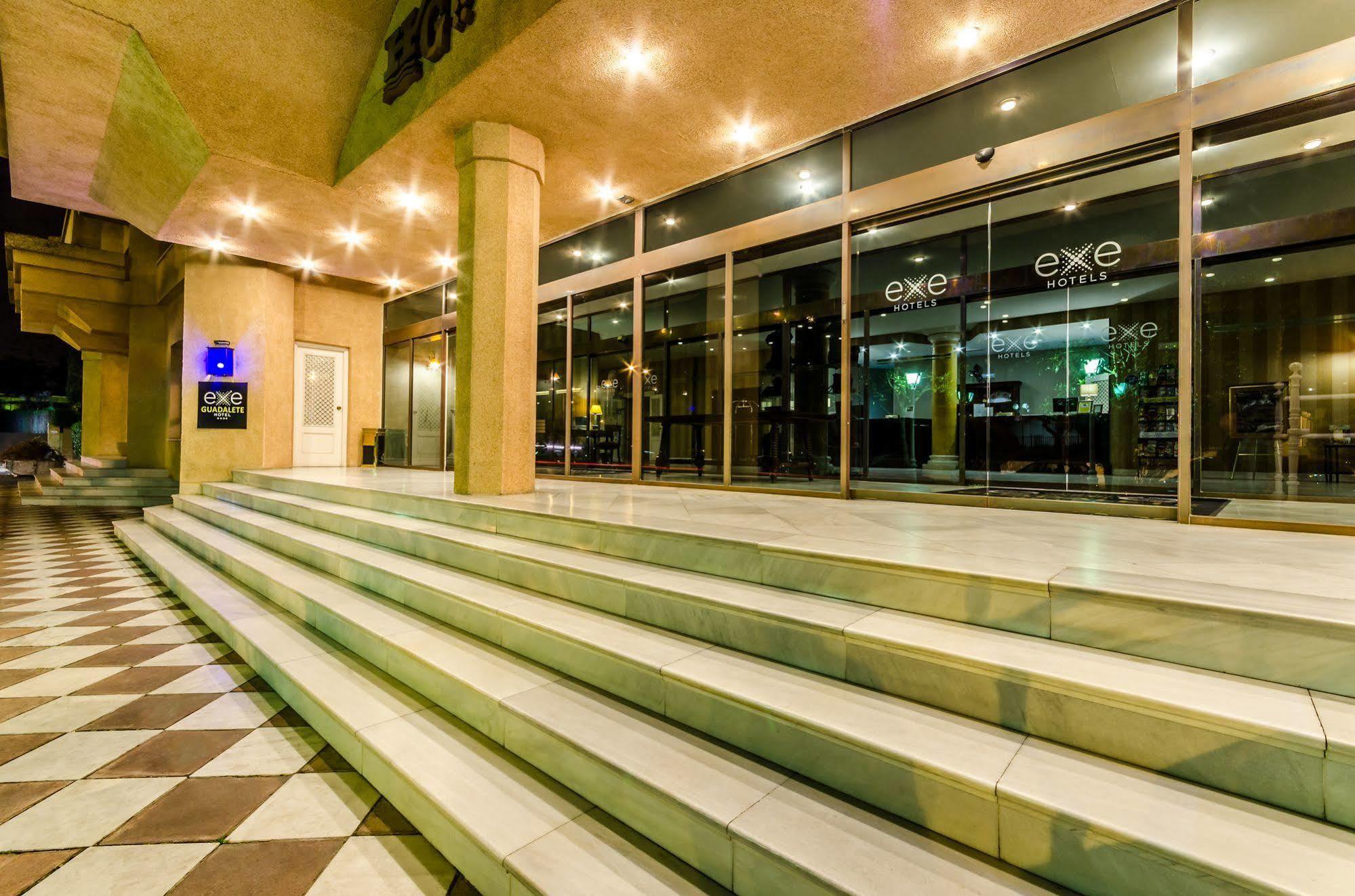 Exe Guadalete Hotel Jerez de la Frontera Exterior photo