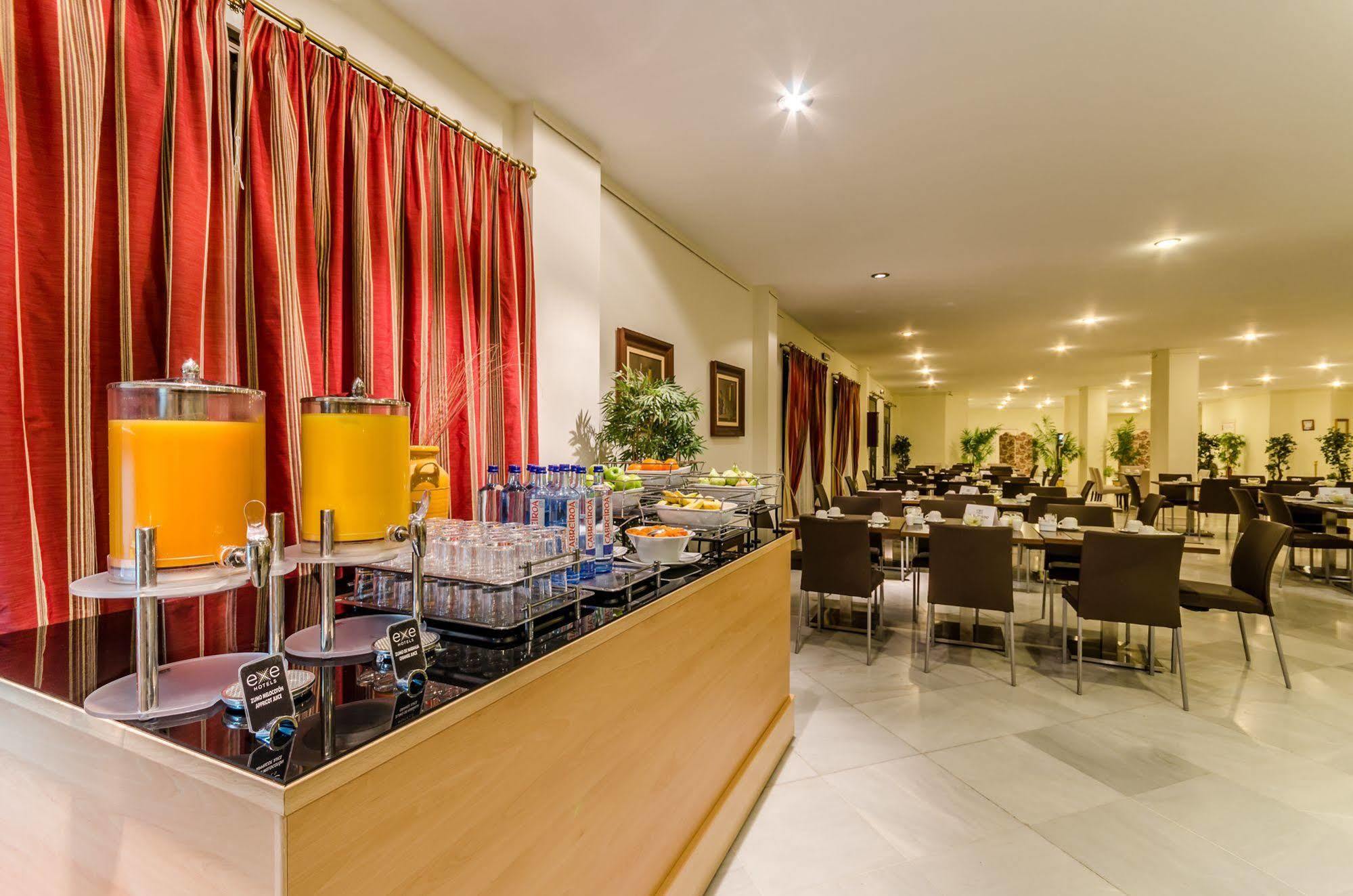 Exe Guadalete Hotel Jerez de la Frontera Exterior photo